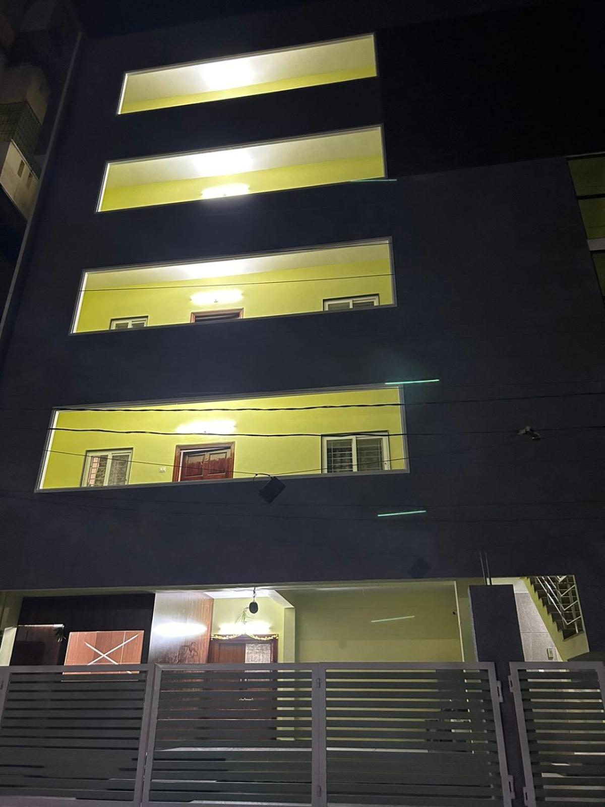 Y Stay Homestay تيروباتي المظهر الخارجي الصورة